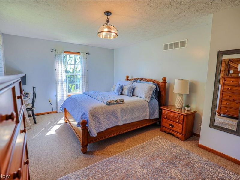 9142 Lisbon Street E, East Canton, OH 44730 Photo 16
