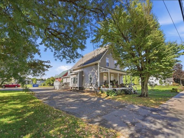 30 Sugarloaf Street, Deerfield, MA 01373