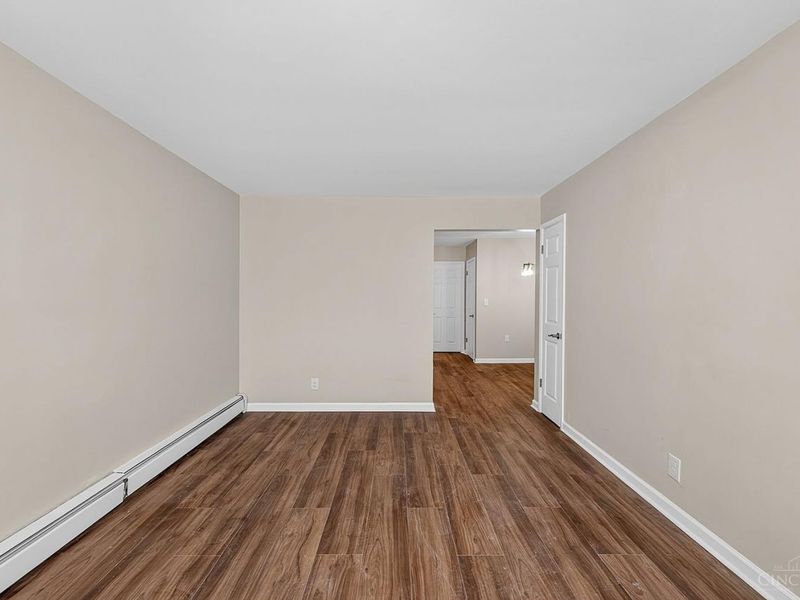 1275 Sunset Avenue, Cincinnati, OH 45205 Photo 3
