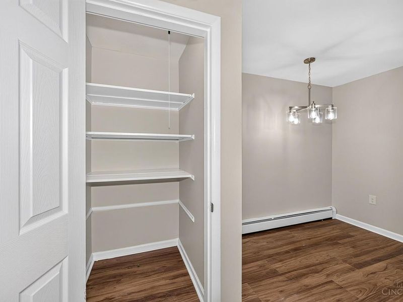 1275 Sunset Avenue, Cincinnati, OH 45205 Photo 8