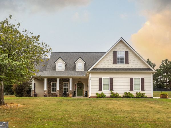 105 Scouts Ridge Drive, Covington, GA 30016