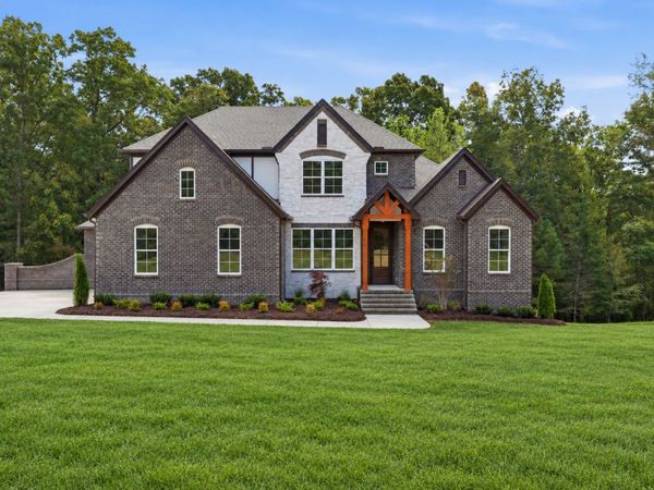 729 Mount Pleasant Road, Kingston Springs, TN 37082
