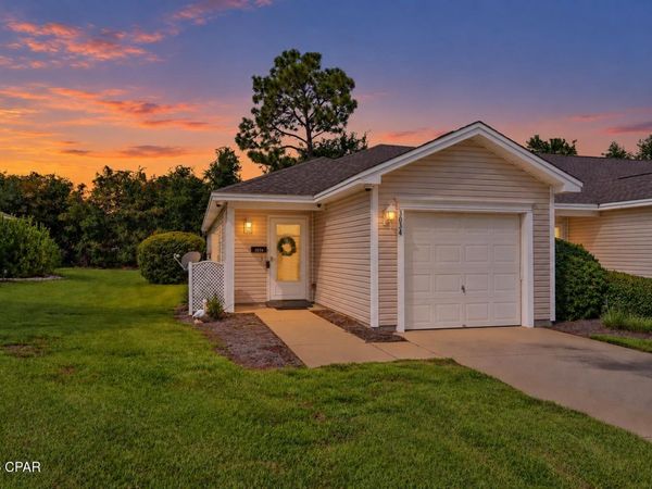 3034 Meadow Street , Lynn Haven, FL 32444