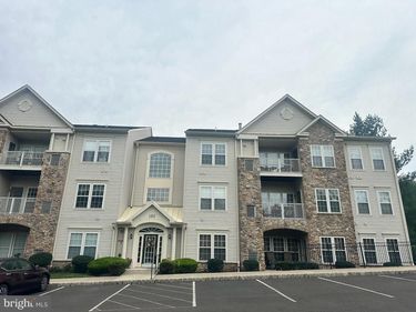 100 GINKO STREET, Unit 304, WARRINGTON, PA 18976