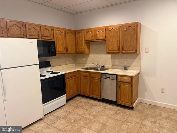 940 W PENN GRANT ROAD, Unit 7, LANCASTER, PA 17602