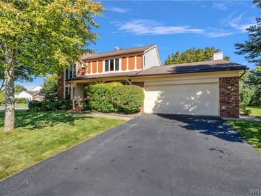 4 Meadowdale Lane, Buffalo, NY 14224