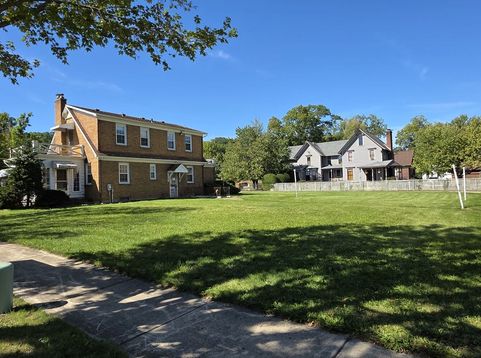 Main Photo