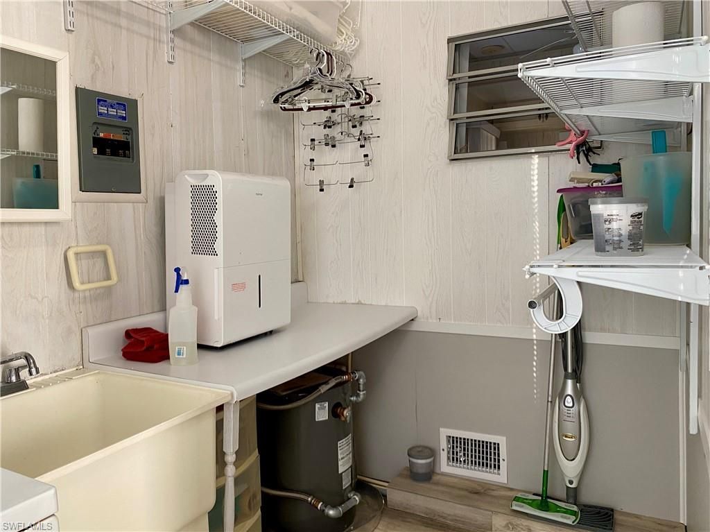 14 Pearl Dr , Unit 14P, Naples, FL 34114 Photo