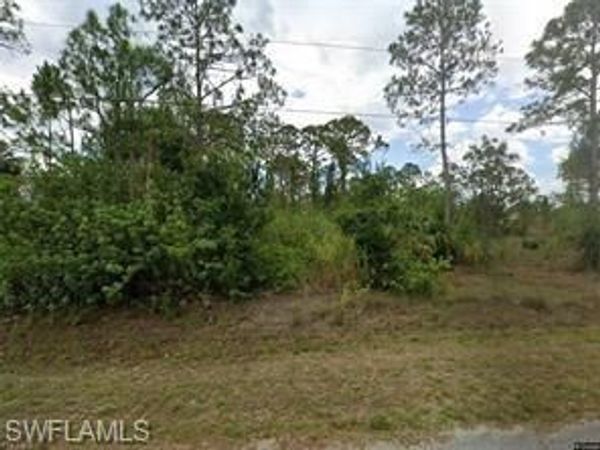 908 Clark AVE , LEHIGH ACRES, FL 33972