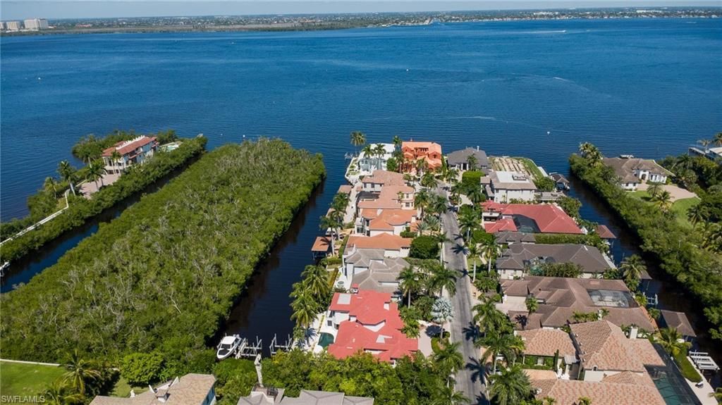 15460 Catalpa Cove Ln, Fort Myers, FL 33908 Photo
