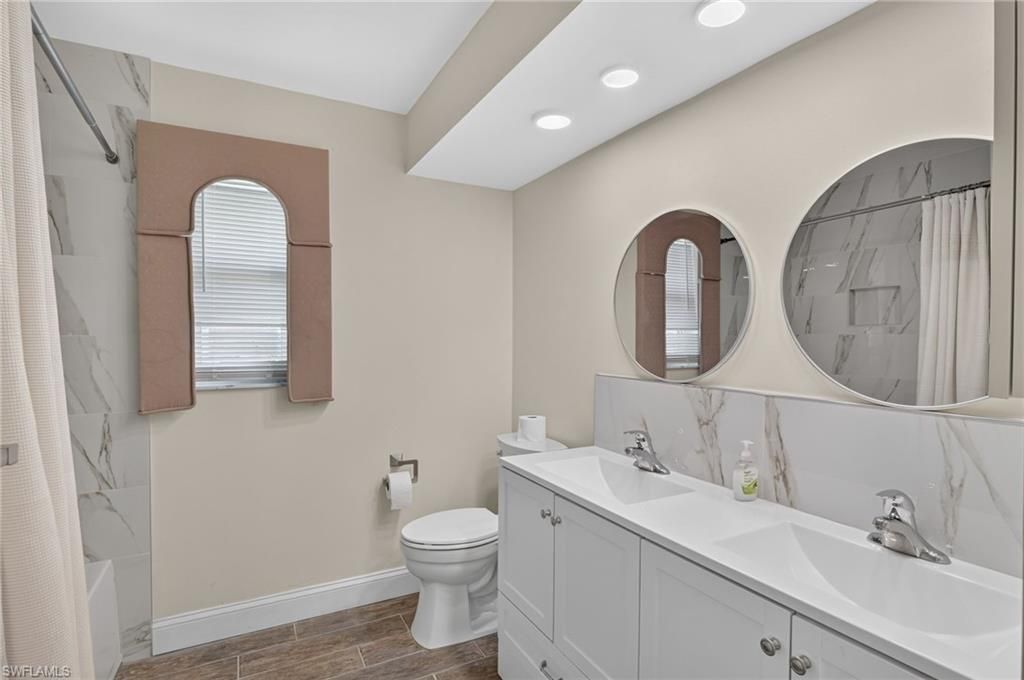 450 Huntington Dr , Naples, FL 34109 Photo