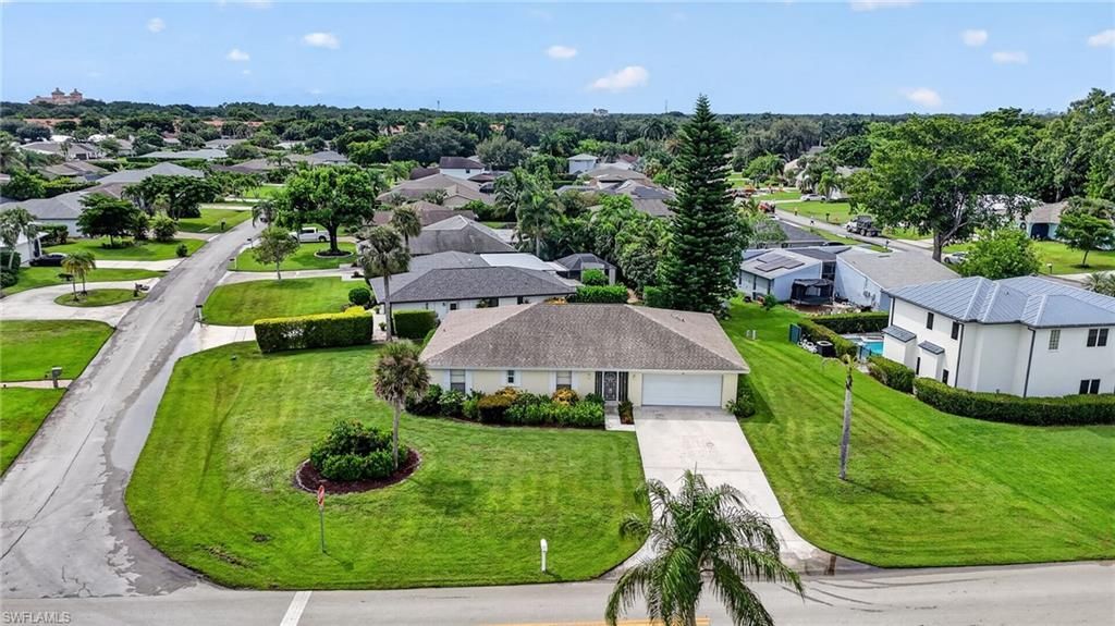 450 Huntington Dr , Naples, FL 34109 Photo