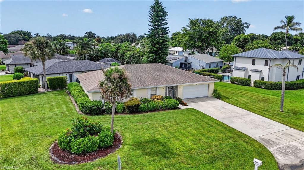 450 Huntington Dr , Naples, FL 34109 Photo