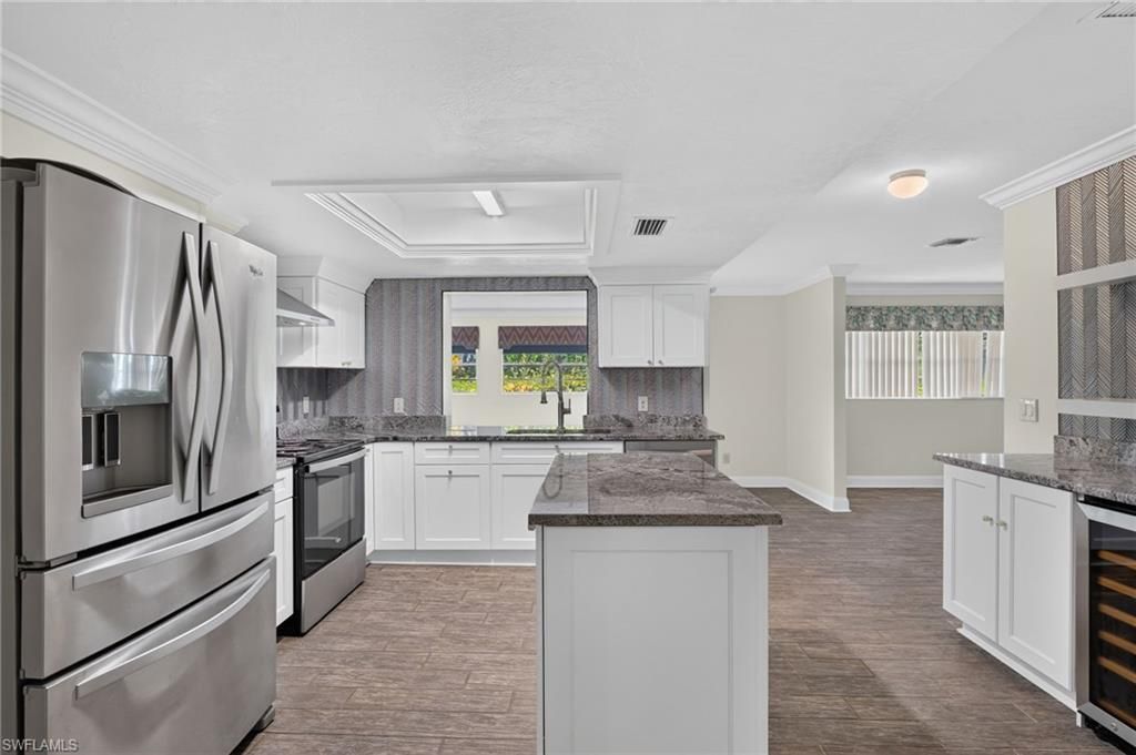 450 Huntington Dr , Naples, FL 34109 Photo