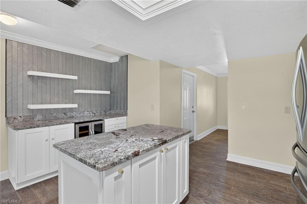 450 Huntington Dr , Naples, FL 34109 Photo
