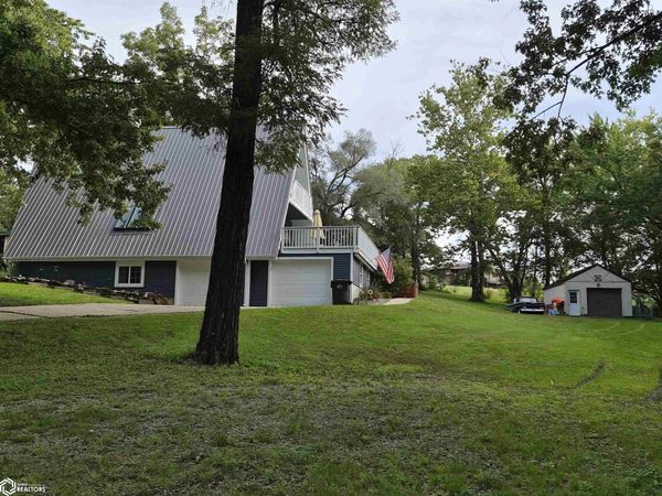345 Keomah Village, Oskaloosa, IA 52577