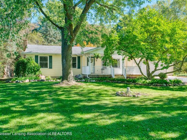 1620 N Michigan Road, Eaton Rapids, MI 48827