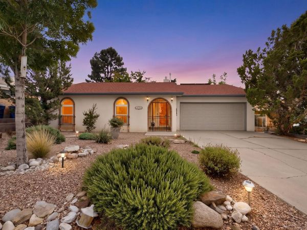 3532 Haines Avenue NE, Albuquerque, NM 87106