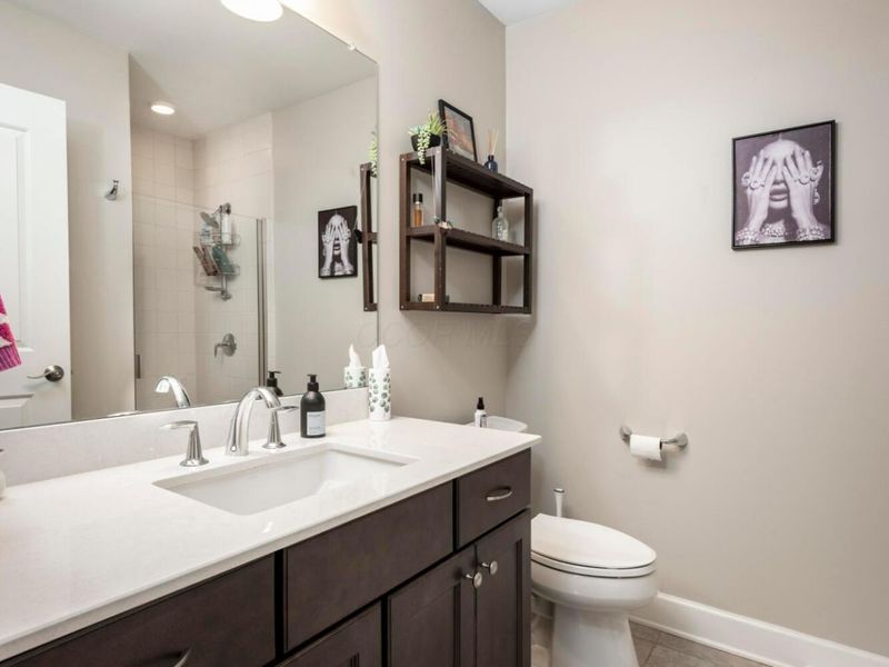 828 Bobcat Avenue, Unit 305, Columbus, OH 43212 Photo 21