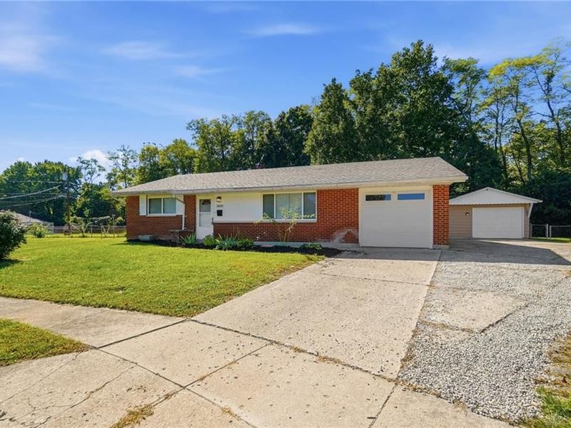 2600 Tangy Court, Harrison Township, OH 45414 Photo 2
