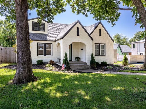 1547 S Columbia Place, Tulsa, OK 74104