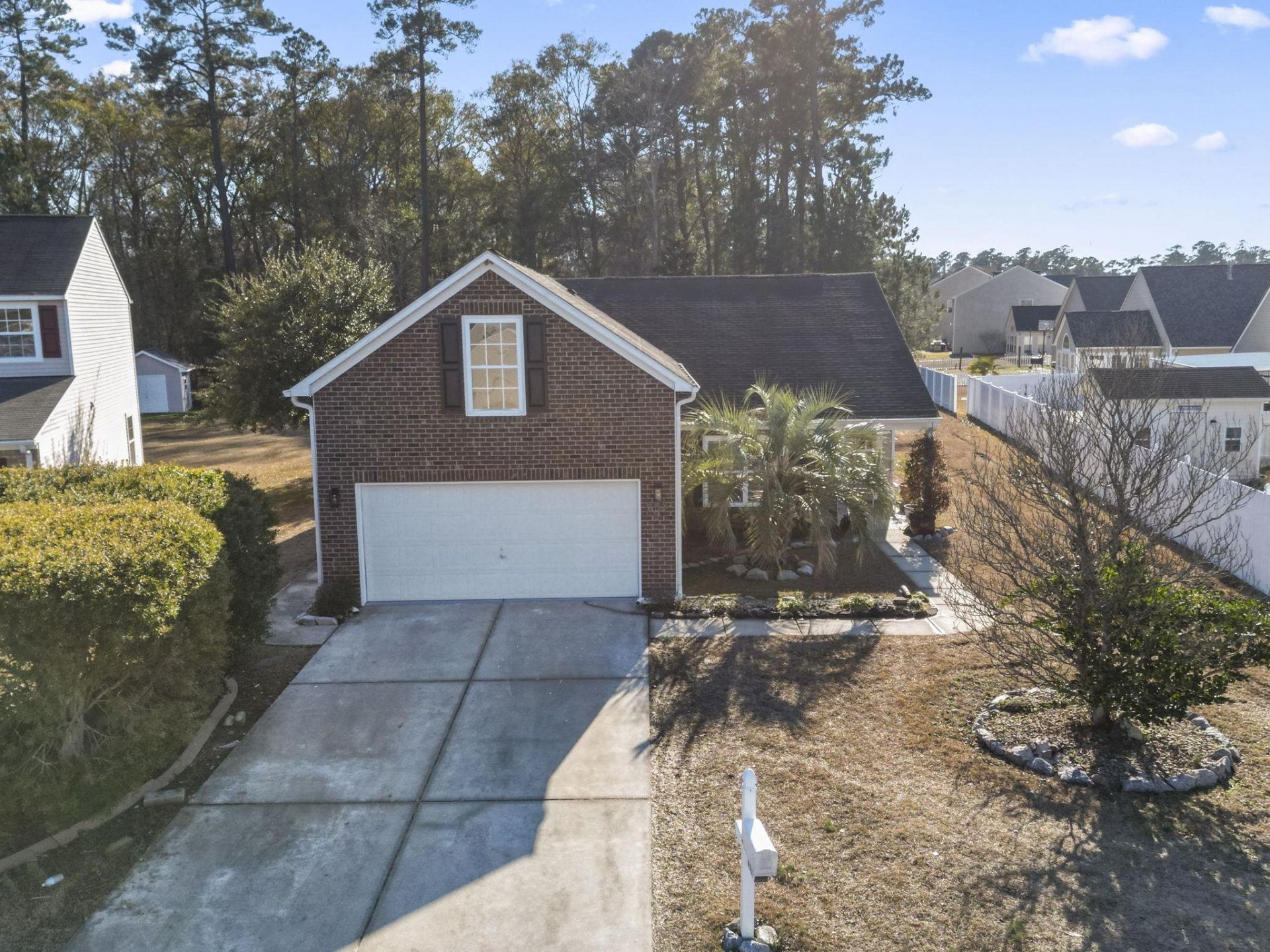 653 Kindred Dr.  Photo 41