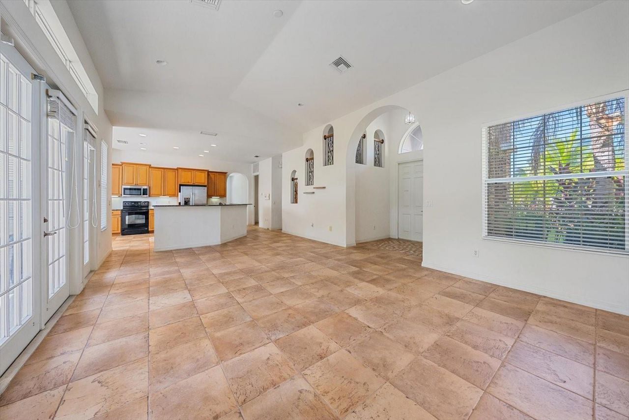 6623 38th Lane E, Sarasota, FL 34243 Photo