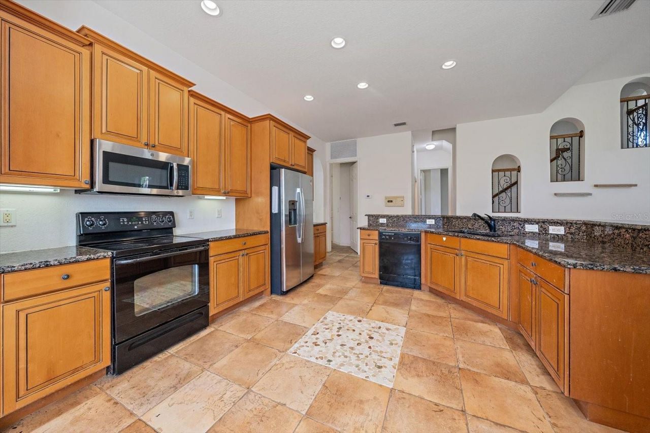 6623 38th Lane E, Sarasota, FL 34243 Photo