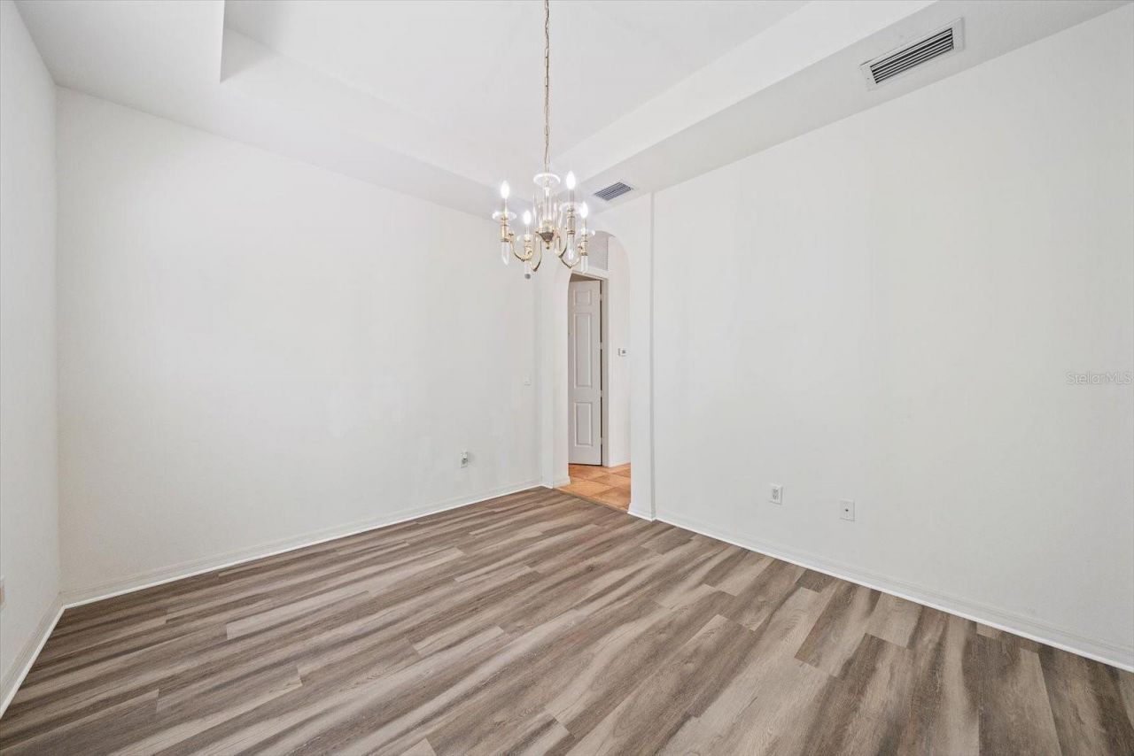 6623 38th Lane E, Sarasota, FL 34243 Photo