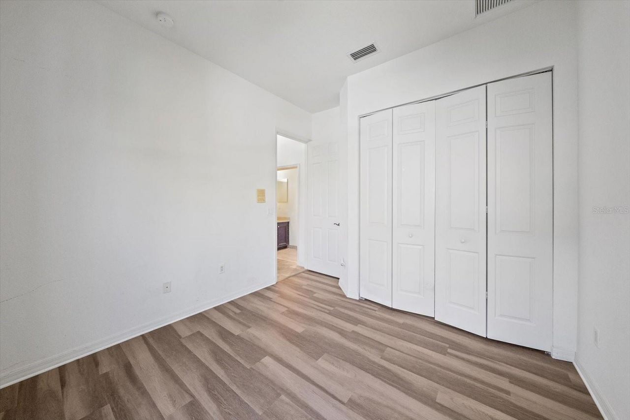 6623 38th Lane E, Sarasota, FL 34243 Photo