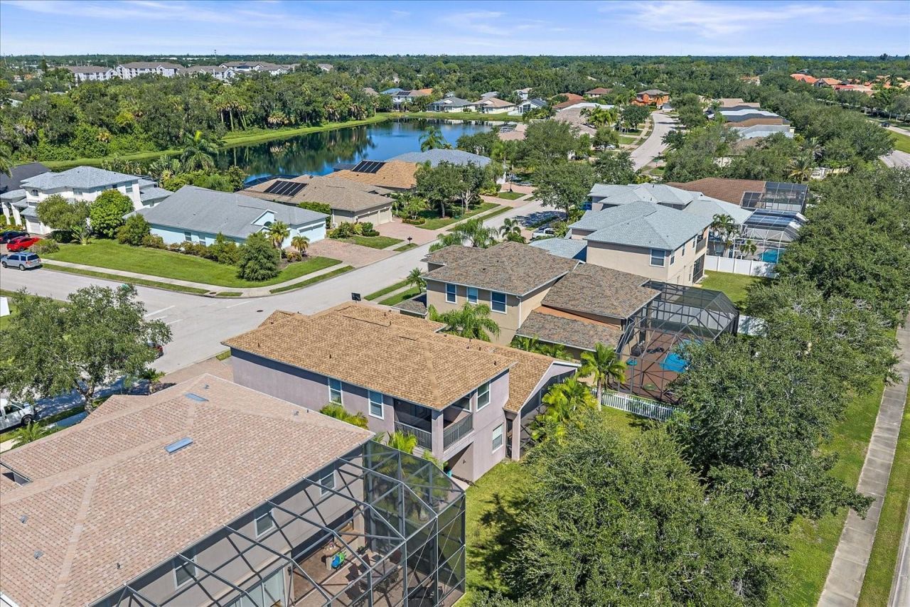 6623 38th Lane E, Sarasota, FL 34243 Photo