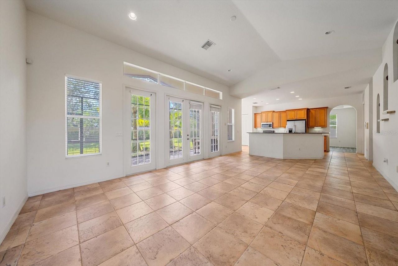 6623 38th Lane E, Sarasota, FL 34243 Photo