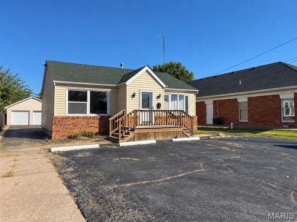 2005 Johnson Road, Granite City, IL 62040