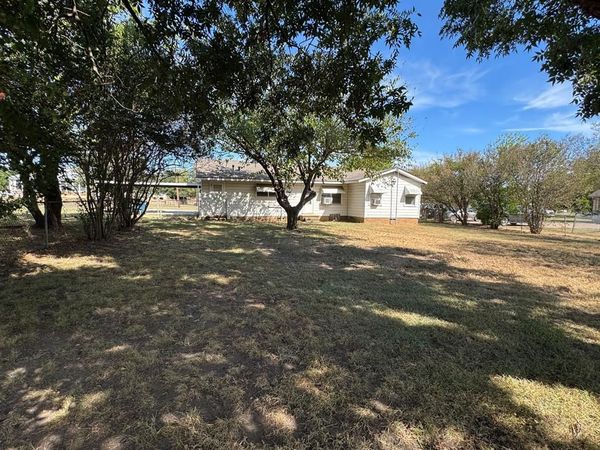 401 N Terry Street, Malakoff, TX 75148