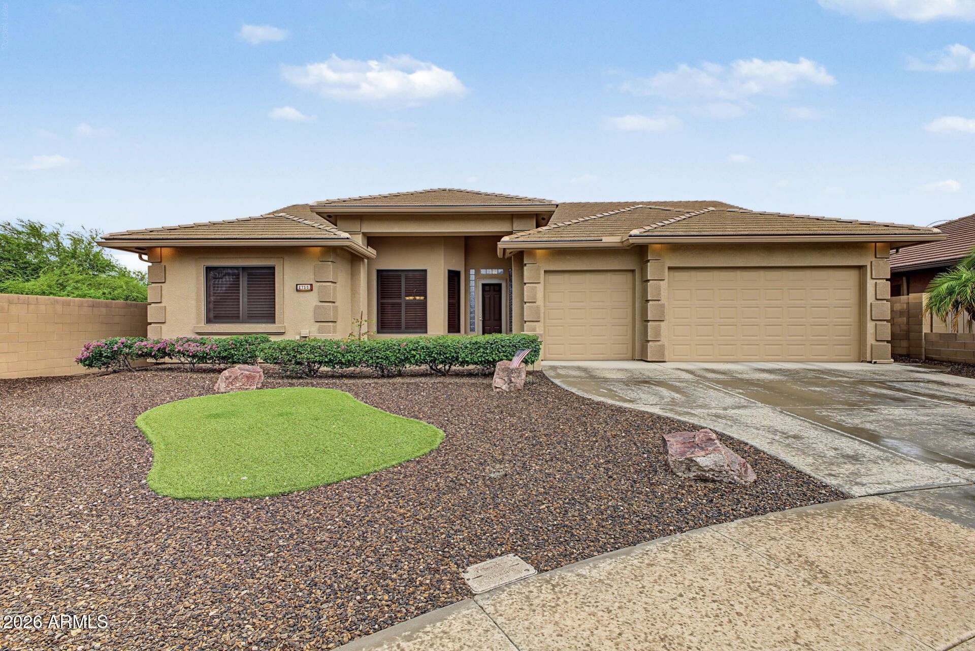 2750 S Beachwood Circle, Mesa, AZ 85209 Main Photo