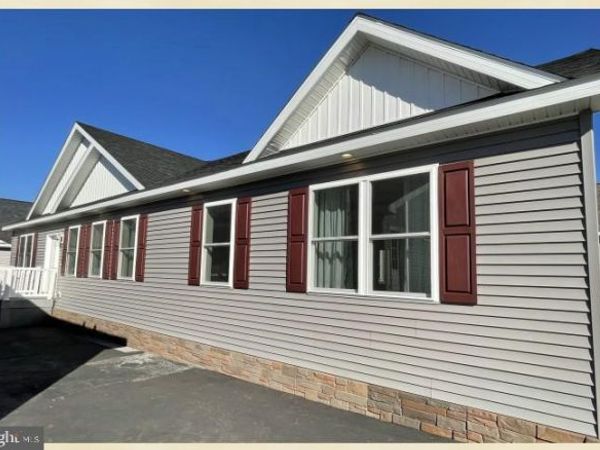 482 MANATAWNY STREET , POTTSTOWN, PA 19464