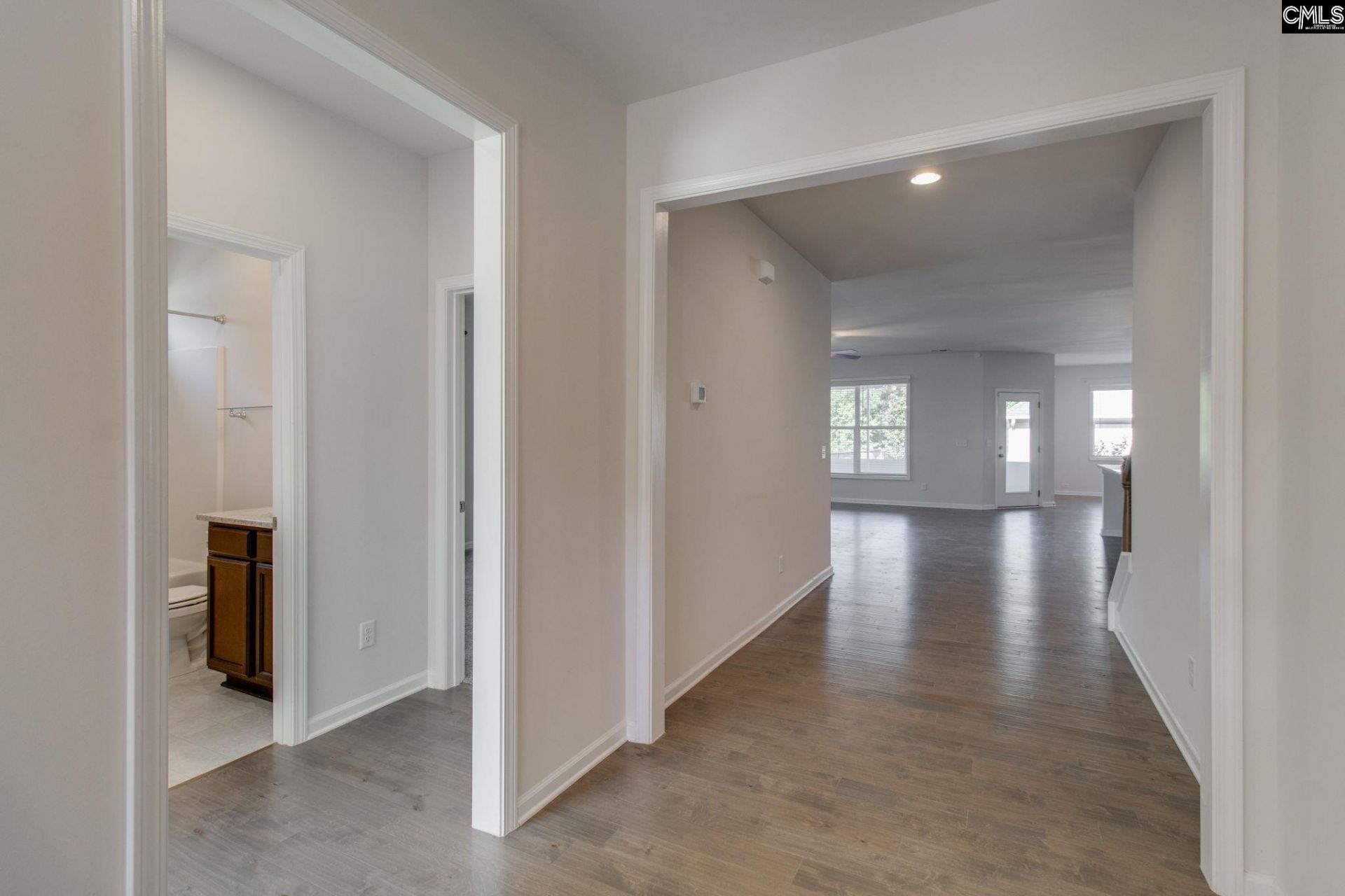 789 Edenhall Drive  Photo 4