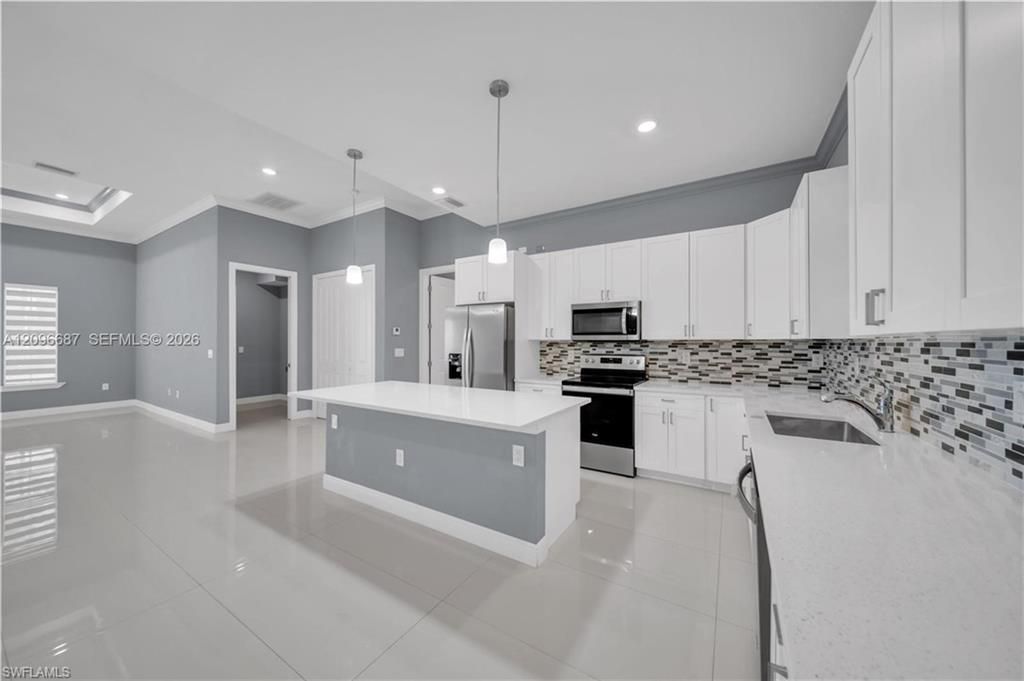 105 E 15th St, Lehigh Acres, FL 33972 Photo