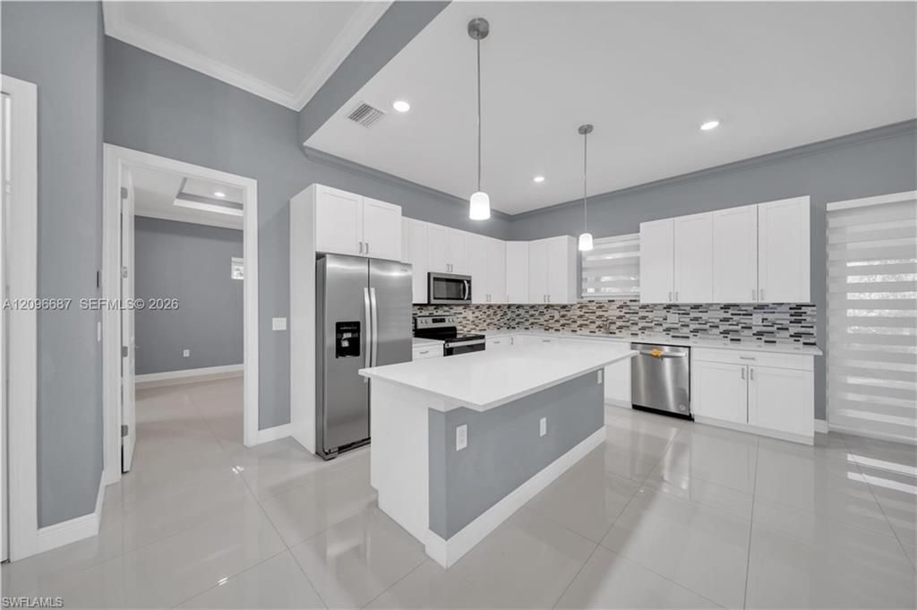 105 E 15th St, Lehigh Acres, FL 33972 Photo