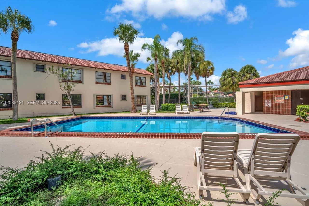 8600 SW 149th Ave , Unit 614, Miami, FL 33193 Photo
