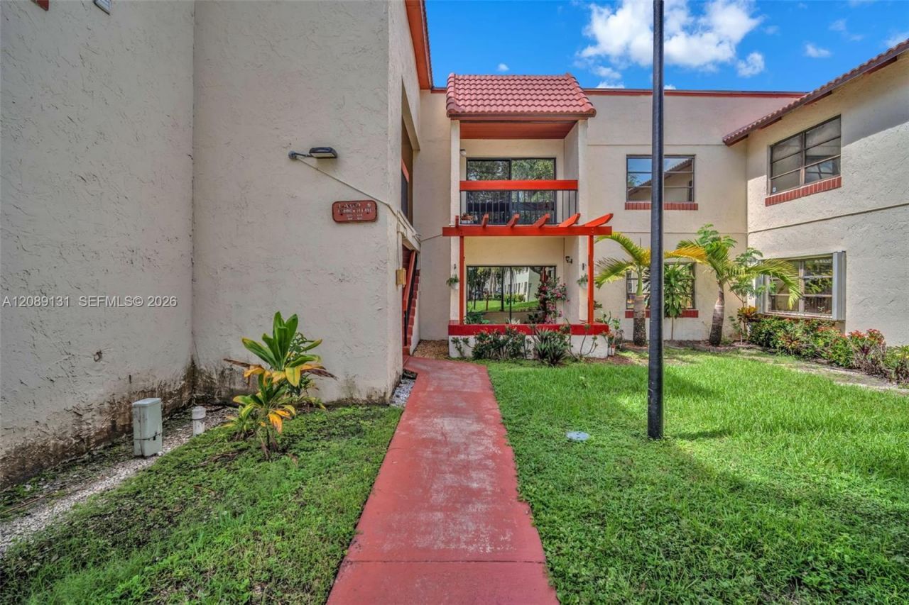 8600 SW 149th Ave , Unit 614, Miami, FL 33193 Photo