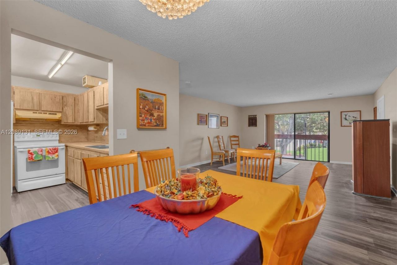 8600 SW 149th Ave , Unit 614, Miami, FL 33193 Photo