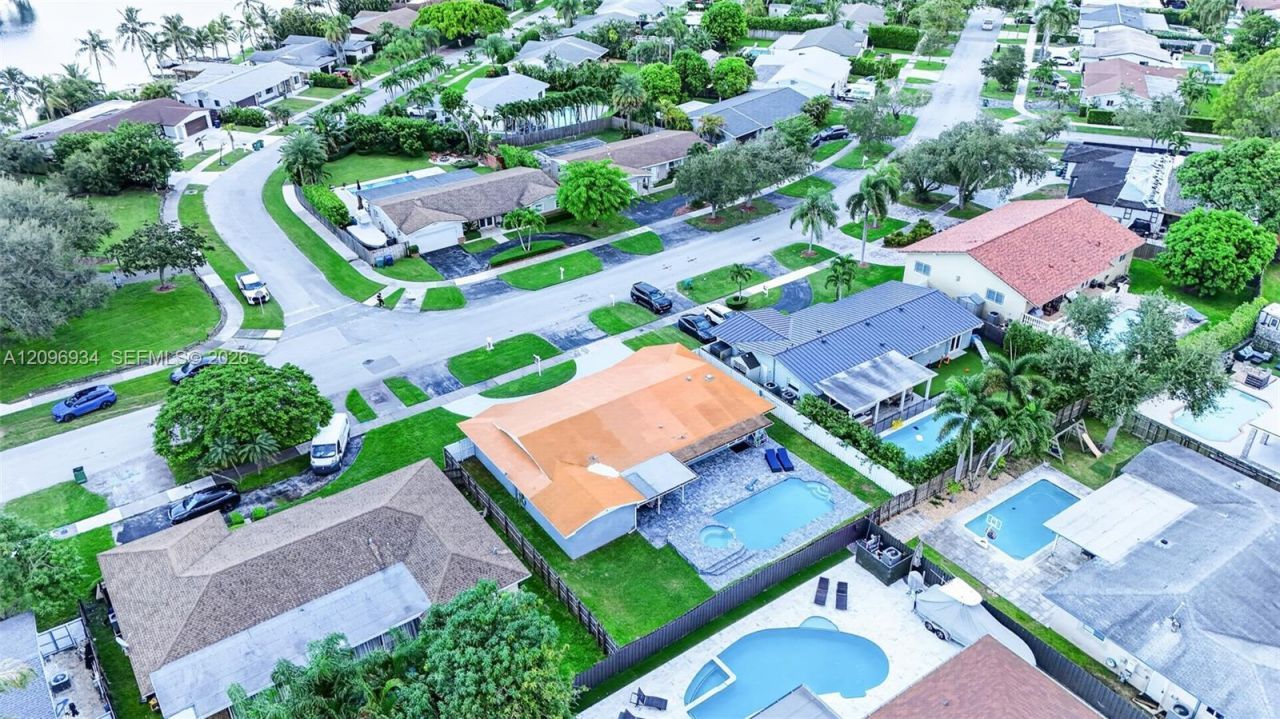 19850 SW 83rd Ave , Cutler Bay, FL 33189 Photo