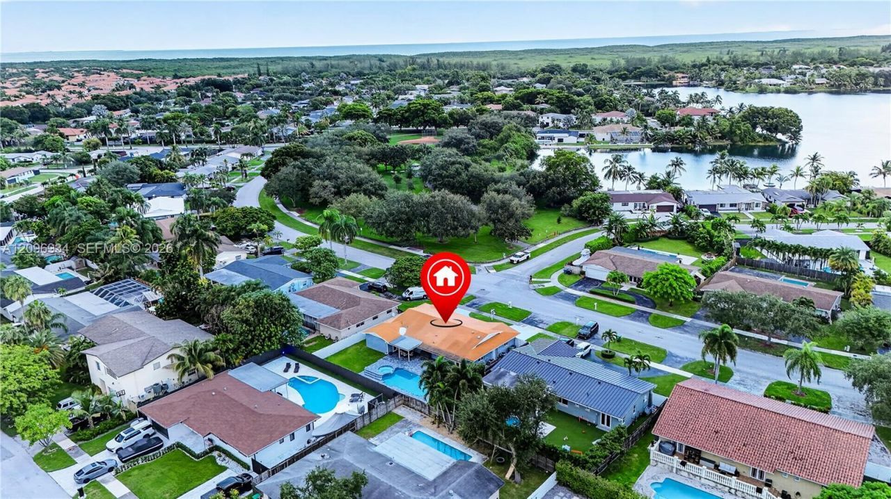 19850 SW 83rd Ave , Cutler Bay, FL 33189 Photo