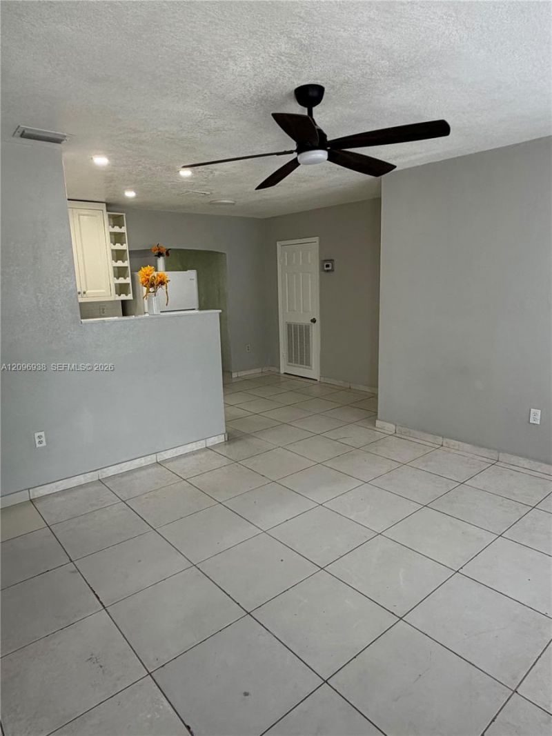 3240 NW 210th Ter, Miami Gardens, FL 33056 Photo