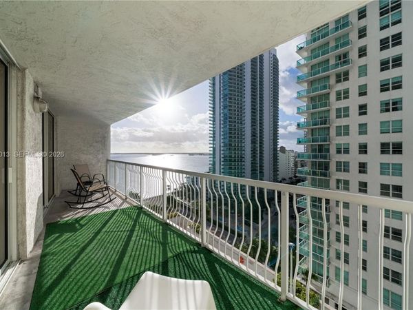 1200 Brickell Bay Dr , Unit 1705, Miami, FL 33131
