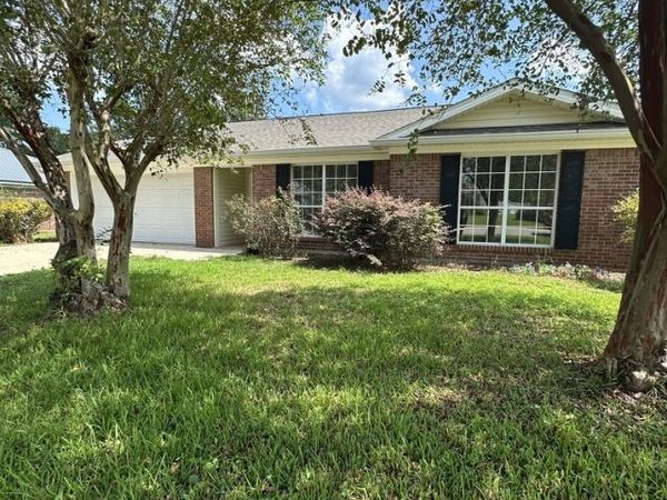 5878 Shady Woods Court, Gulf Shores, AL 36542