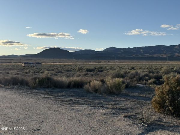 5105 N Meridian Road, Lovelock, NV 89419