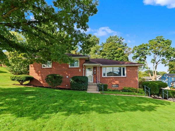 51 Plymouth Street, Lexington, OH 44904