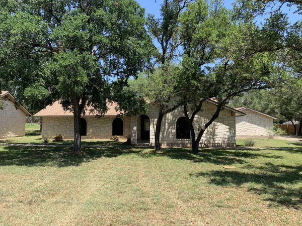 1002 Adventure LN, Cedar Park, TX 78613